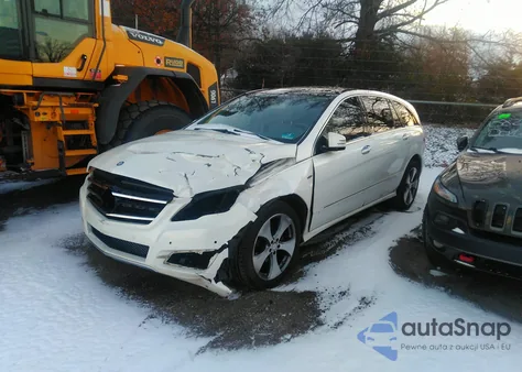 2012 Mercedes-Benz R 350 4Matic из США, поврежденный, VIN 4JGCB5HE1CA145840